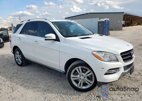 2015 Mercedes-Benz Ml 350 z USA, uszkodzony, nr VIN 4JGDA5JB4FA483471